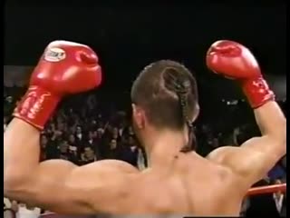 kostya tszyu pierces the cuban's liver. boxing classic.